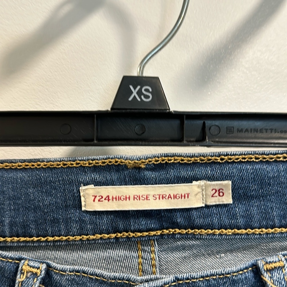 Levi's High Rise Straight - Picture 3 of 3